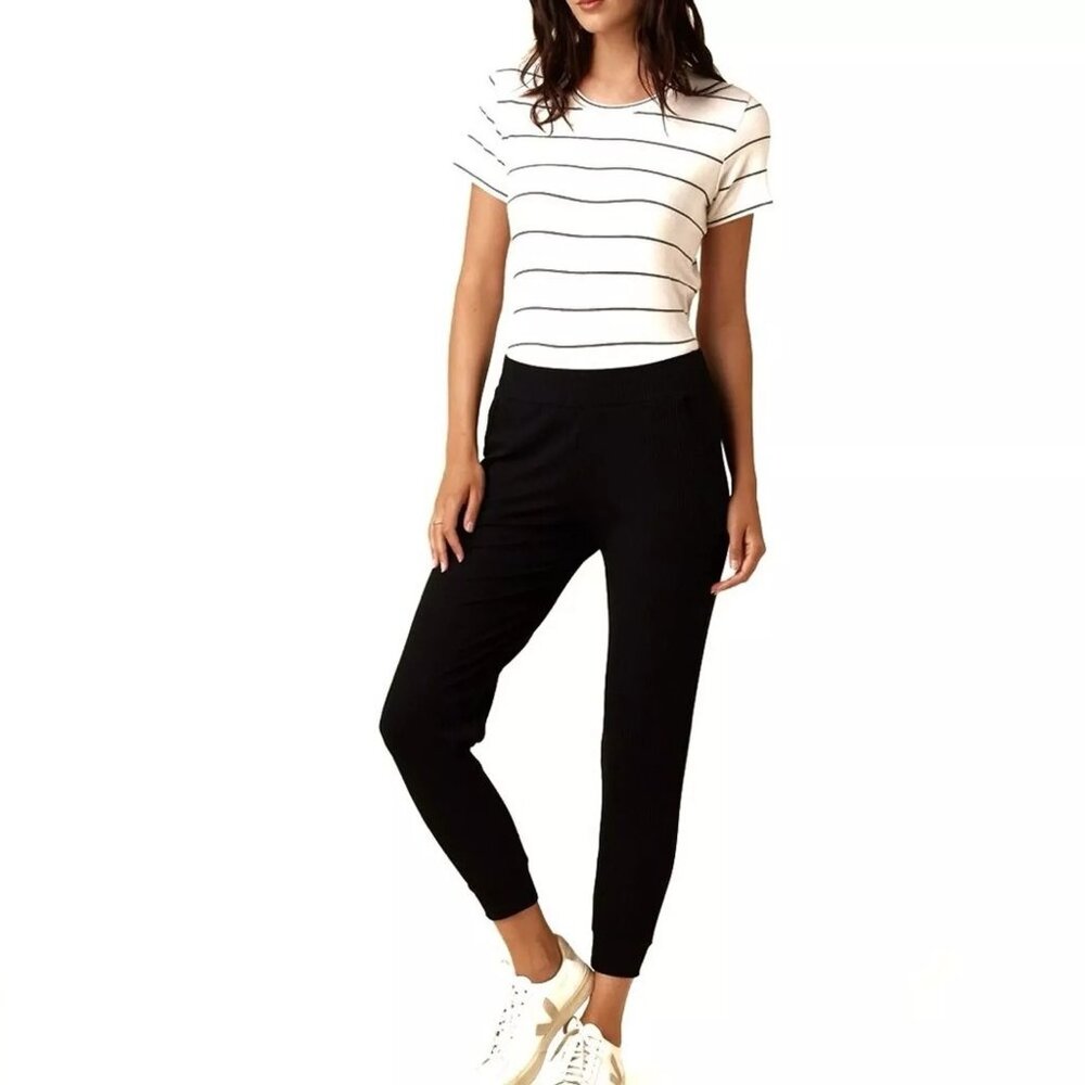 🌷 Amour Vert Paris Rib Knit Black Joggers